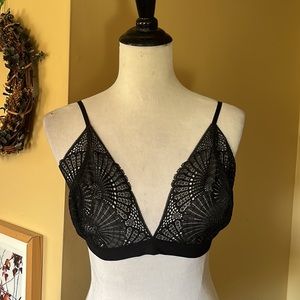 COMMANDO Size XL Butter + Lace Britt Black Lace Bralette Triangle Bra $78 NEW
